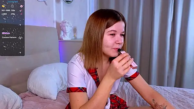  Doll Face  online show from January 14, 2026, 9:15 am