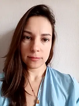 She-Moon online show from February 6, 2026, 6:51 am