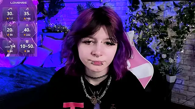 Ashley Veil online show from March 24, 2026, 8:47 pm