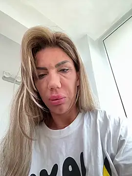 Missolevelvet online show from April 17, 2026, 8:06 am