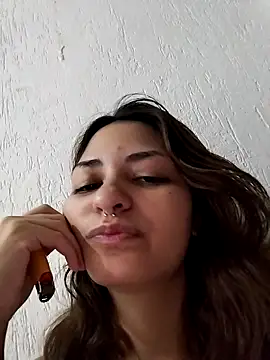 carazinho2128 online show from March 27, 2026, 4:07 am