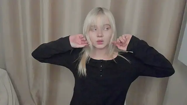 Snapshot of ustimeow chatting on January 14, 2026, 9:20 pm ustimeow online show from January 14, 2026, 9:20 pm