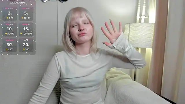 ustimeow online show from February 17, 2026, 1:51 pm