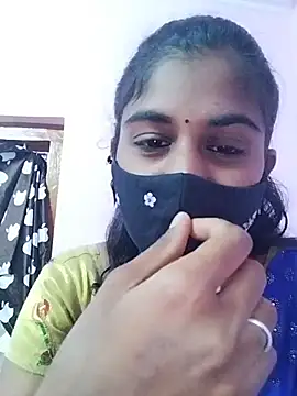 Tamil Hot RoyalQueen online show from February 10, 2026, 4:33 pm