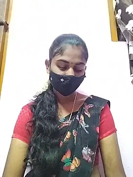 Snapshot of Tamil_Hot_RoyalQueen chatting on April 20, 2026, 4:54 pm Tamil Hot RoyalQueen online show from April 20, 2026, 4:54 pm
