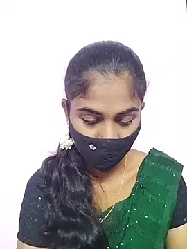 Snapshot of Tamil_Hot_RoyalQueen chatting on April 22, 2026, 4:30 pm Tamil Hot RoyalQueen online show from April 22, 2026, 4:30 pm