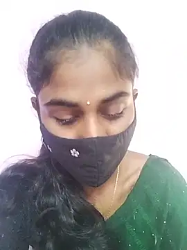 Snapshot of Tamil_Hot_RoyalQueen chatting on April 23, 2026, 5:30 am Tamil Hot RoyalQueen online show from April 23, 2026, 5:30 am