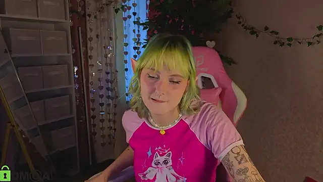 Snapshot of Roziett_Belle chatting on February 3, 2026, 9:25 am Roziett Belle online show from February 3, 2026, 9:25 am