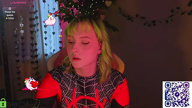 Snapshot of Roziett_Belle chatting on February 20, 2026, 9:10 am Roziett Belle online show from February 20, 2026, 9:10 am