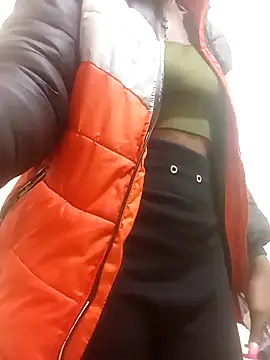 Snapshot of PatriciaVen chatting on February 19, 2026, 4:08 am PatriciaVen online show from February 19, 2026, 4:08 am