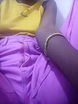 Snapshot of PatriciaVen chatting on February 23, 2026, 7:44 pm PatriciaVen online show from February 23, 2026, 7:44 pm