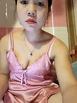 Ngocmai lazdy online show from February 5, 2026, 3:33 am