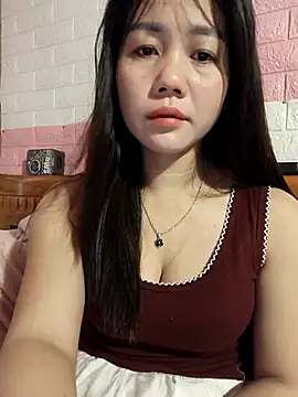 Ngocmai lazdy online show from March 27, 2026, 9:53 am