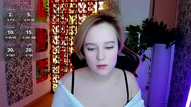 Ellie Heavenly online show from February 27, 2026, 8:36 am