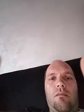 Snapshot of Ivan9999k chatting on February 25, 2026, 5:50 am Ivan9999k online show from February 25, 2026, 5:50 am