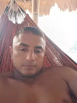 Snapshot of knox_zeque chatting on July 14, 2026, 2:23 pm knox zeque online show from July 14, 2026, 2:23 pm