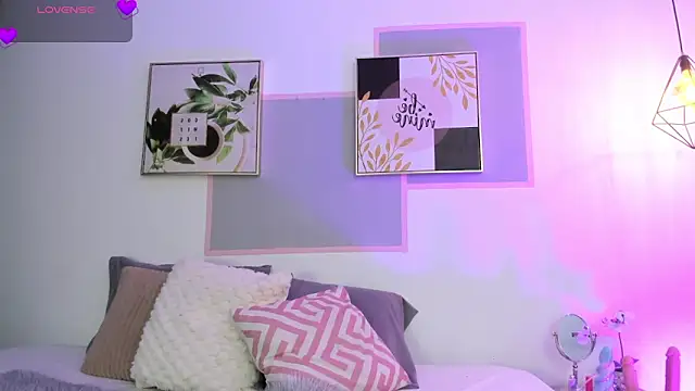 april jones05 online show from March 24, 2026, 1:05 pm