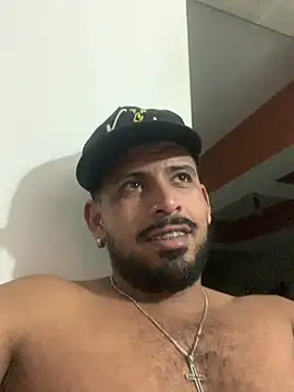 Snapshot of Sougenteboa1 chatting on April 4, 2026, 6:44 am Sougenteboa1 online show from April 4, 2026, 6:44 am