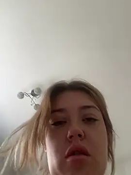 Princess-ivyxoxo online show from July 9, 2026, 9:35 am