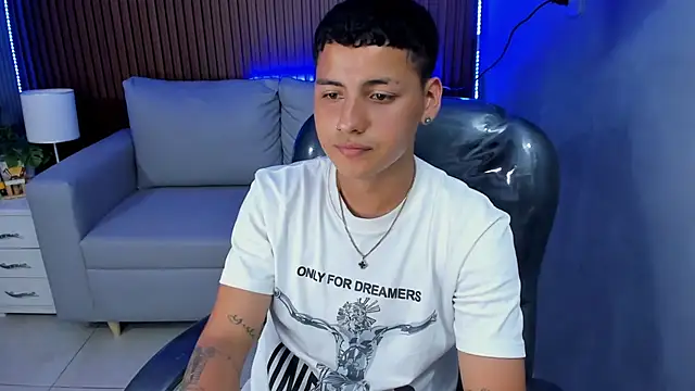 Liam9  online show from March 7, 2026, 3:58 am