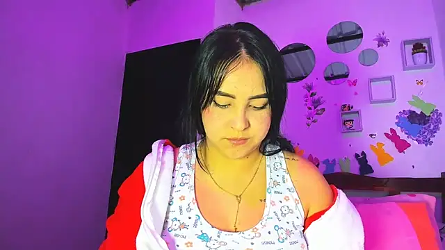 Penelopeflame18 online show from April 17, 2026, 3:31 am