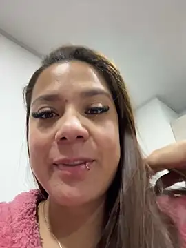 Pretty  Milf online show from March 16, 2026, 9:35 am