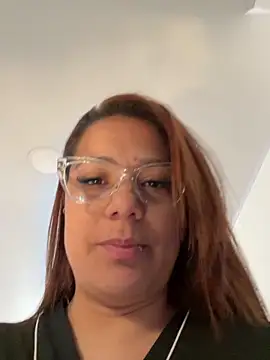 Pretty  Milf online show from May 30, 2026, 12:35 pm