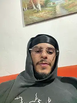 Snapshot of liyamjunior chatting on February 11, 2026, 4:39 am liyamjunior online show from February 11, 2026, 4:39 am