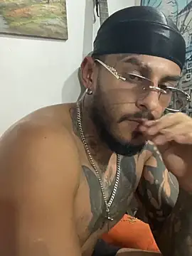 Snapshot of liyamjunior chatting on February 13, 2026, 6:53 am liyamjunior online show from February 13, 2026, 6:53 am