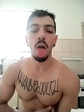 LuigiBoni online show from January 15, 2026, 5:27 pm