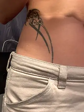 Snapshot of ivy-777 chatting on February 1, 2026, 2:15 pm ivy-777 online show from February 1, 2026, 2:15 pm