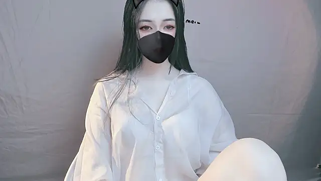 Fushui618 online show from January 19, 2026, 12:42 pm