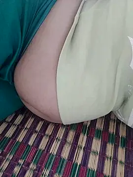 Snapshot of TamilDreamgirl08 chatting on April 1, 2026, 5:30 am TamilDreamgirl08 online show from April 1, 2026, 5:30 am