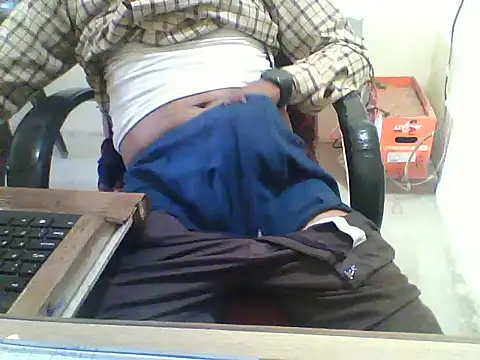 Snapshot of dream_king_1985 chatting on February 22, 2026, 5:08 am dream king 1985 online show from February 22, 2026, 5:08 am