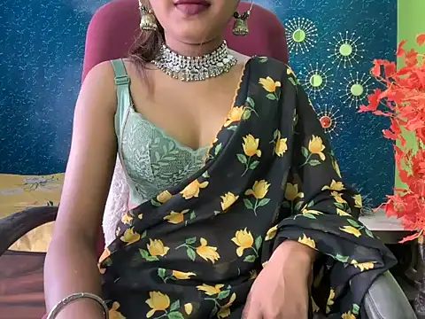 Snapshot of Brown-beauty chatting on June 13, 2026, 8:34 am Brown-beauty online show from June 13, 2026, 8:34 am