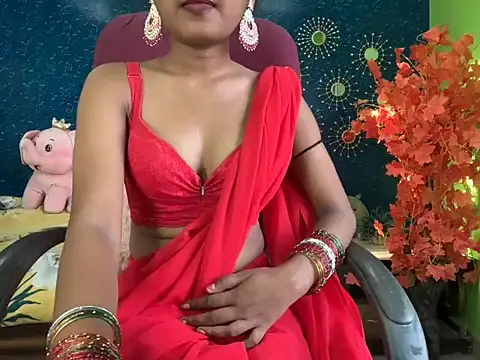 Snapshot of Brown-beauty chatting on June 24, 2026, 12:37 pm Brown-beauty online show from June 24, 2026, 12:37 pm