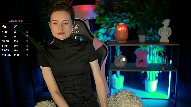 baby luna xo online show from February 21, 2026, 10:22 pm