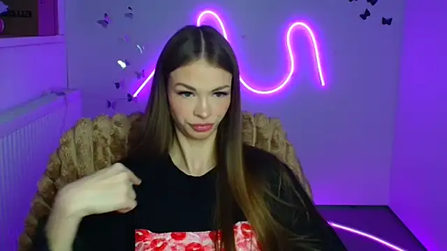 Lina Loveuu online show from March 13, 2026, 12:23 pm