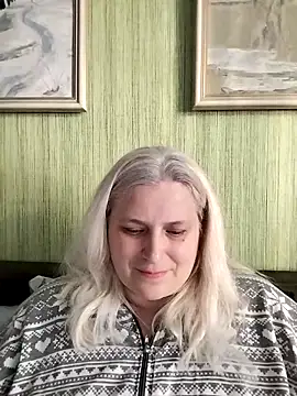 Snapshot of NyushaLollipop chatting on May 4, 2026, 3:08 pm NyushaLollipop online show from May 4, 2026, 3:08 pm