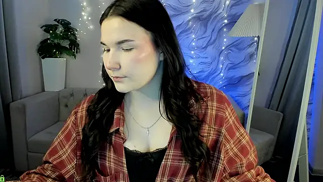 Mira Silk online show from February 26, 2026, 3:16 am