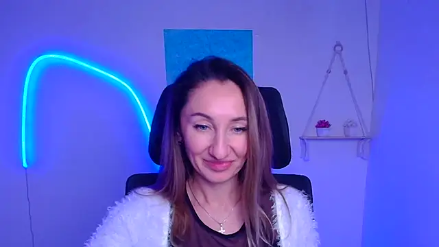 Diana Sweeet  online show from January 17, 2026, 2:22 pm