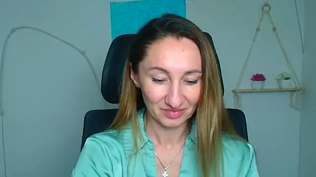 Diana Sweeet  online show from February 21, 2026, 12:28 pm