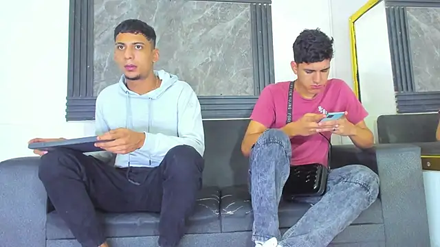 ALEX KEITH26 online show from February 23, 2026, 12:35 pm