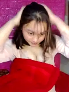 Lisakeem online show from March 6, 2026, 4:53 am