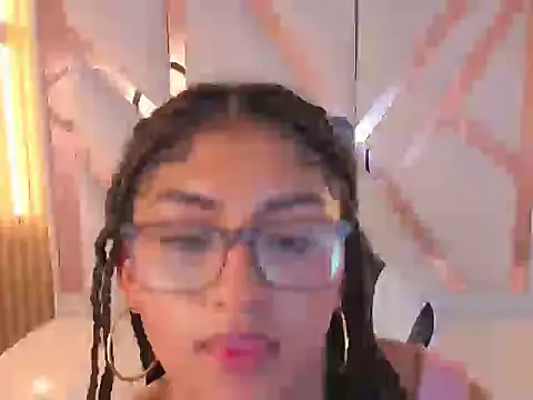 isabella tp online show from January 16, 2026, 8:35 pm