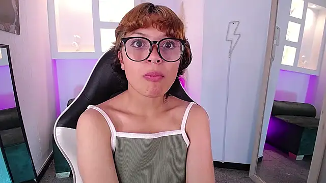 melodyy as online show from March 24, 2026, 12:32 pm