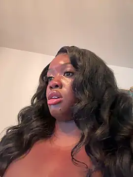 Snapshot of icelyne_2001 chatting on February 15, 2026, 9:00 pm icelyne 2001 online show from February 15, 2026, 9:00 pm