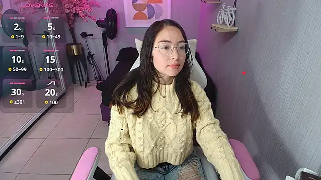 Veronica miiller online show from March 23, 2026, 7:07 pm