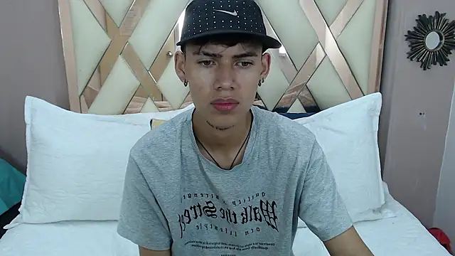 Snapshot of Astaroth_Grigori chatting on March 1, 2026, 3:03 pm Astaroth Grigori online show from March 1, 2026, 3:03 pm