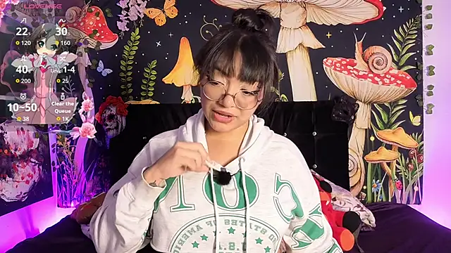 victoriia thompson online show from April 9, 2026, 9:09 pm